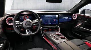 Mercedes pokazał telewizor. Przypadkiem obudował go autem