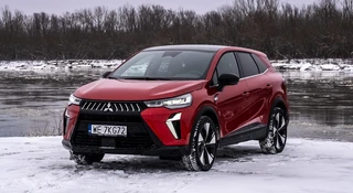 SUV Mitsubishi z pełnym cennikiem. Hybryda za 136 900 zł, ale może być mniej