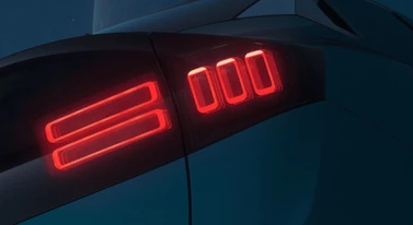 Jest japoński, elektryczny i… kobiecy. Panie wybrały swój samochód roku