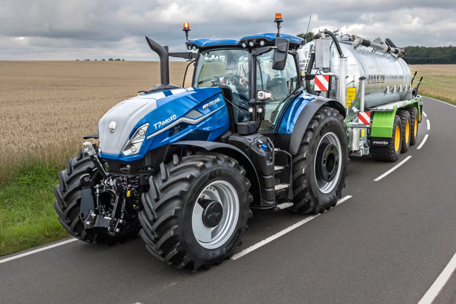traktor New Holland