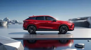 Chiński SUV dostał nową twarz. Upodobnił się do większego brata