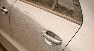 Nie myj auta w weekend. Narobisz sobie problemów