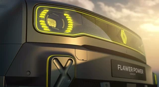 Żółte światła w samochodzie. Co mówią o nich przepisy?