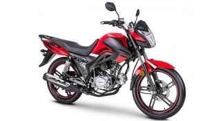 Znalazłem najtańsze 125 na rynku. Przemalowany Chińczyk ogarnia podium