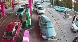 Tankujesz teraz, bo boisz się podwyżek? Idź lepiej pozbieraj butelki ze śmietnika