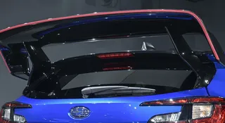 Subaru wraca do korzeni. Skrzydło na klapie przynosi nadzieję