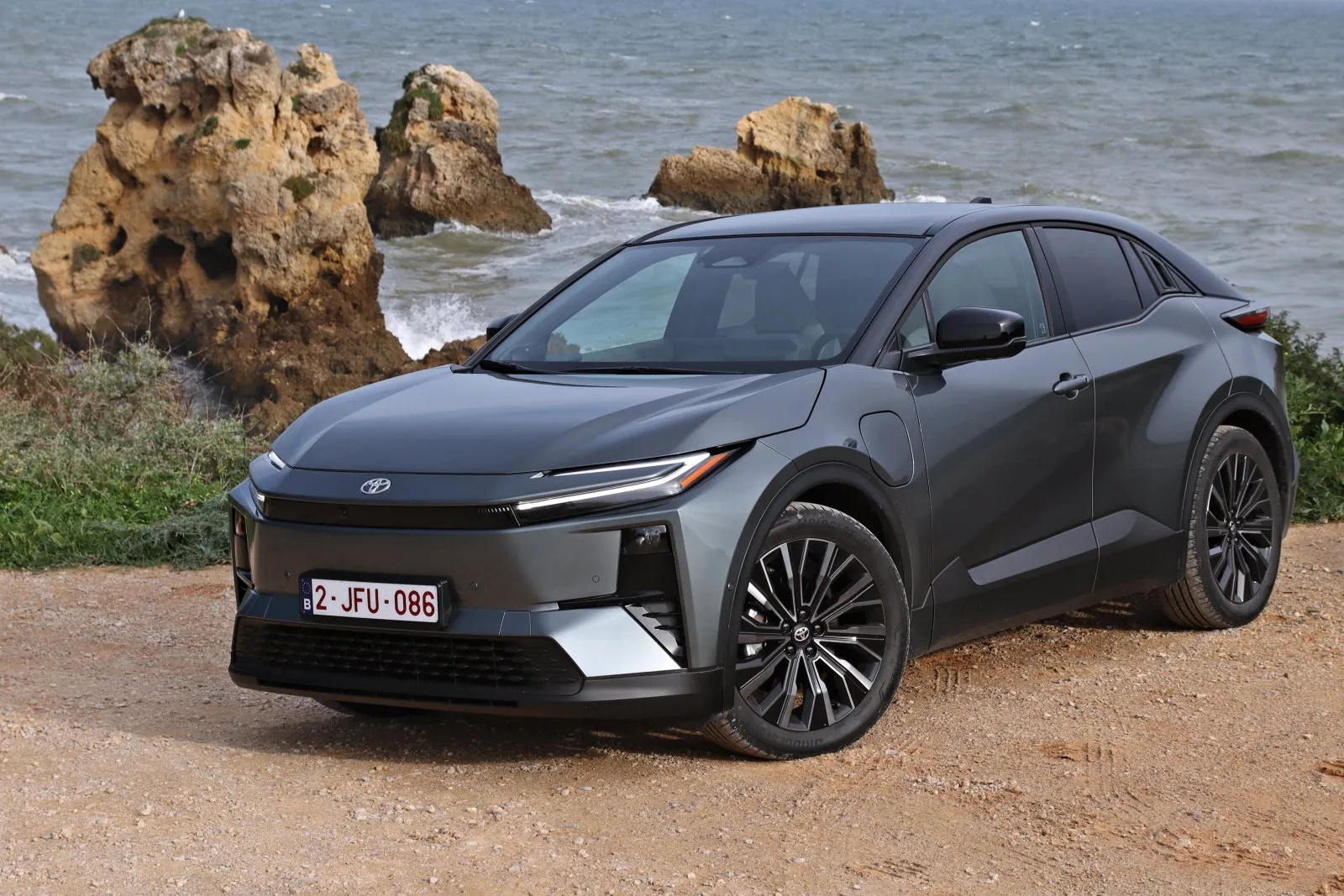 Toyota C-HR+ (2026) - przód