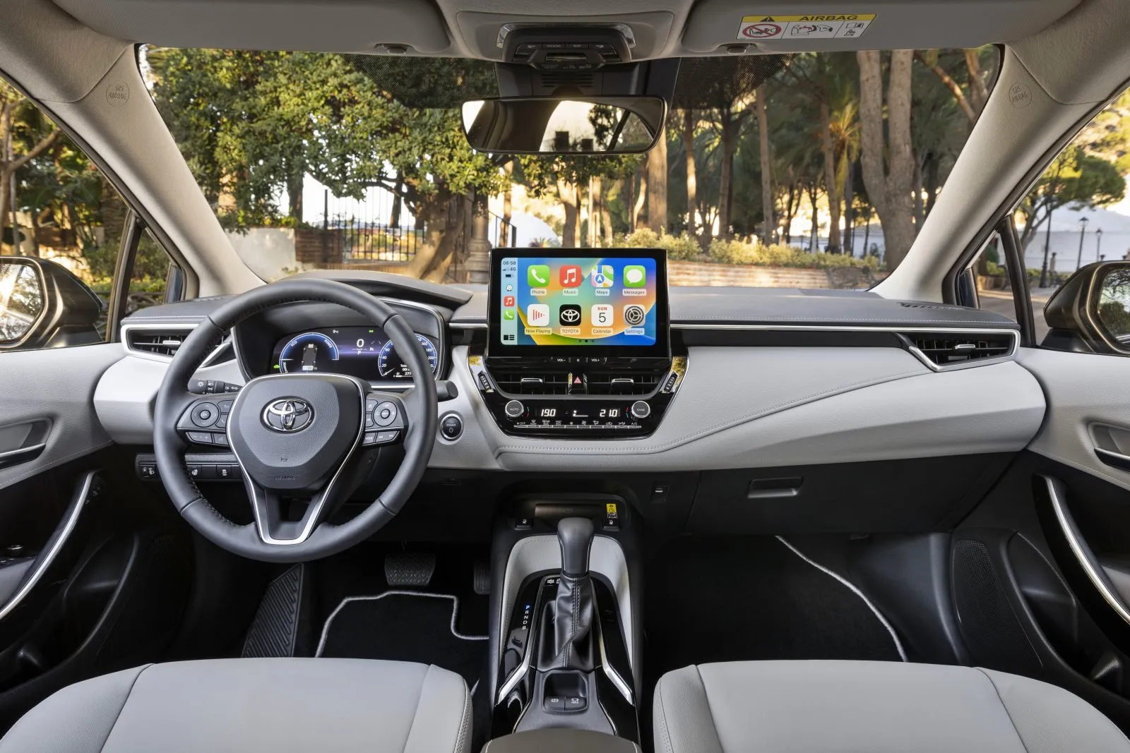 Toyota Corolla Sedan 