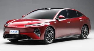 BYD pokazało nowy model. Nawet 300 km na prądzie, a to nie elektryk