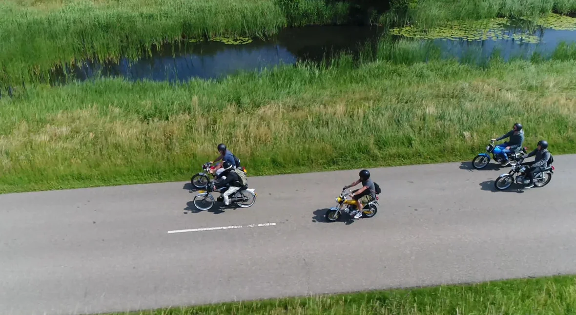 Image for Podróżowanie na 125-tce. Może być miło, ale trzeba to przemyśleć