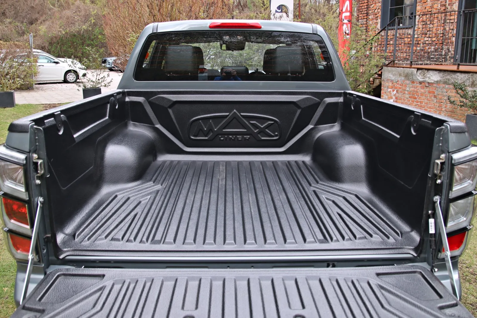 Isuzu D-Max 2026 - skrzynia ładunkowa 