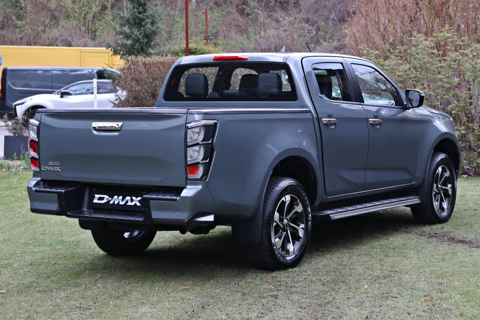 Isuzu D-Max 2026 - tył 