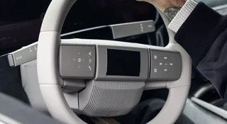 Oto wnętrze nowego Jaguara. Nie chcesz, ale i tak je zobaczysz