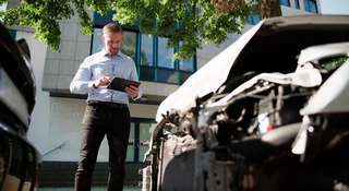 Biegli sądowi z certyfikatami, rejestrem i szkoleniami. Poczekaj z wysyłaniem CV, aż zobaczysz stawki