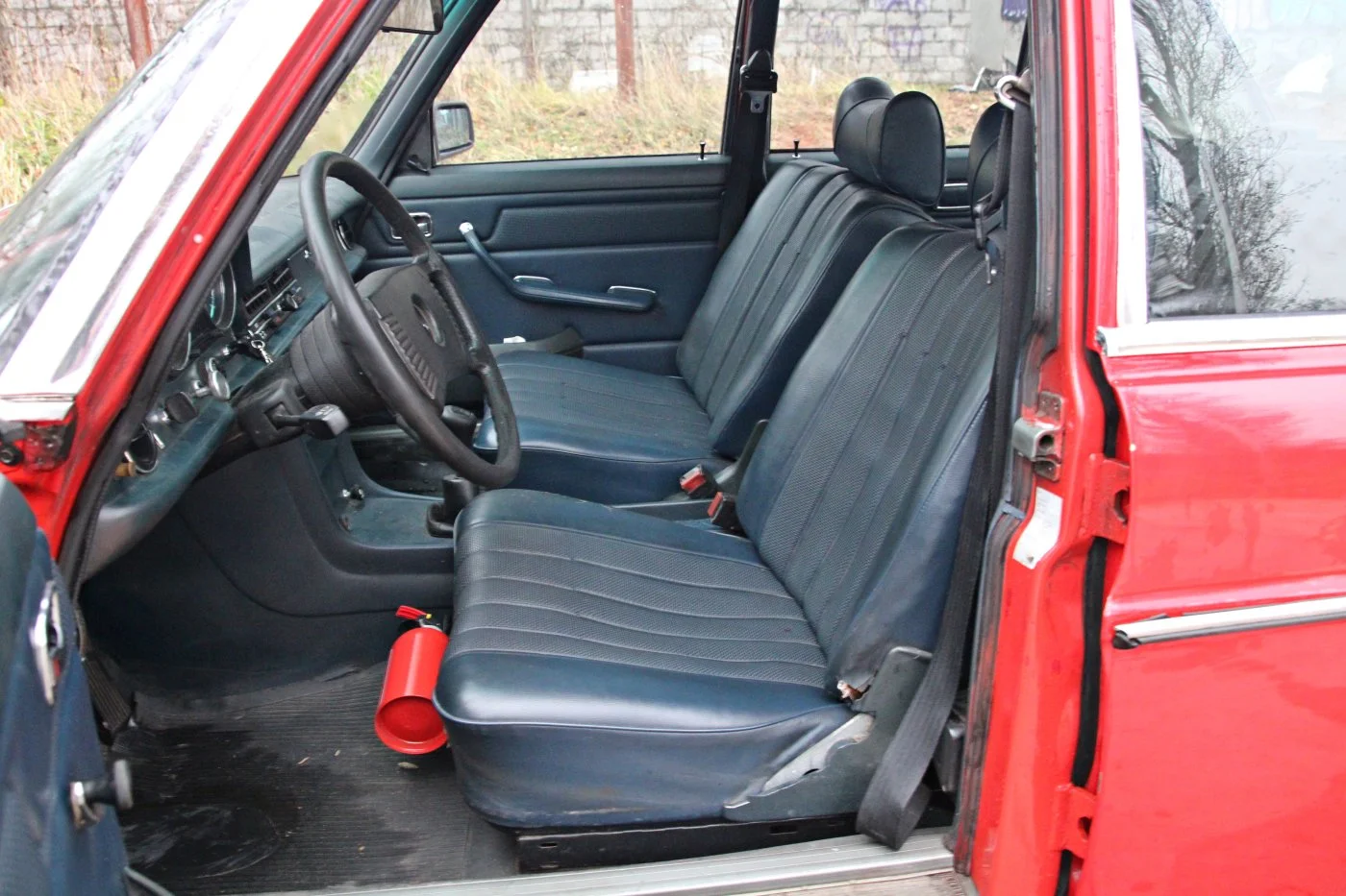Mercedes W115 