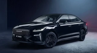 Wyczekiwany sedan Wołgi. 200 KM radzieckiej mocy