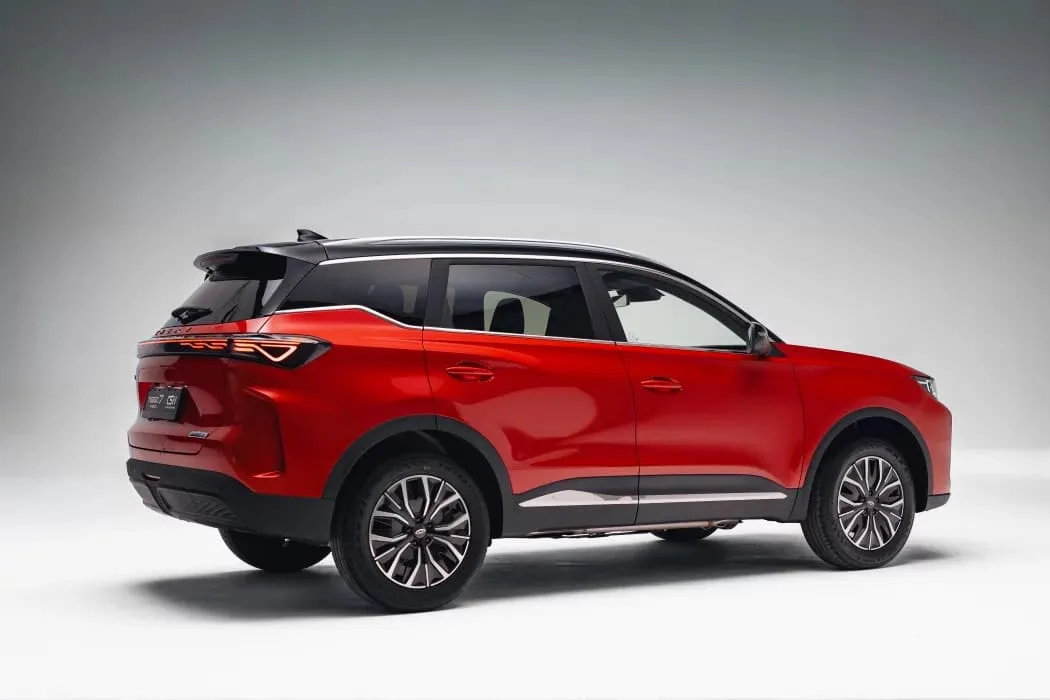 https://cdn-ab.spidersweb.pl/2026/05/chery-tiggo7-hev-tyl.jpg