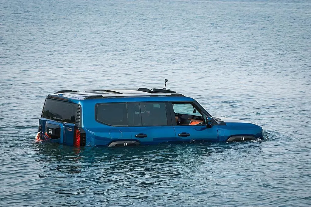 https://cdn-ab.spidersweb.pl/2026/05/jetour-g700-plywa-2.jpg