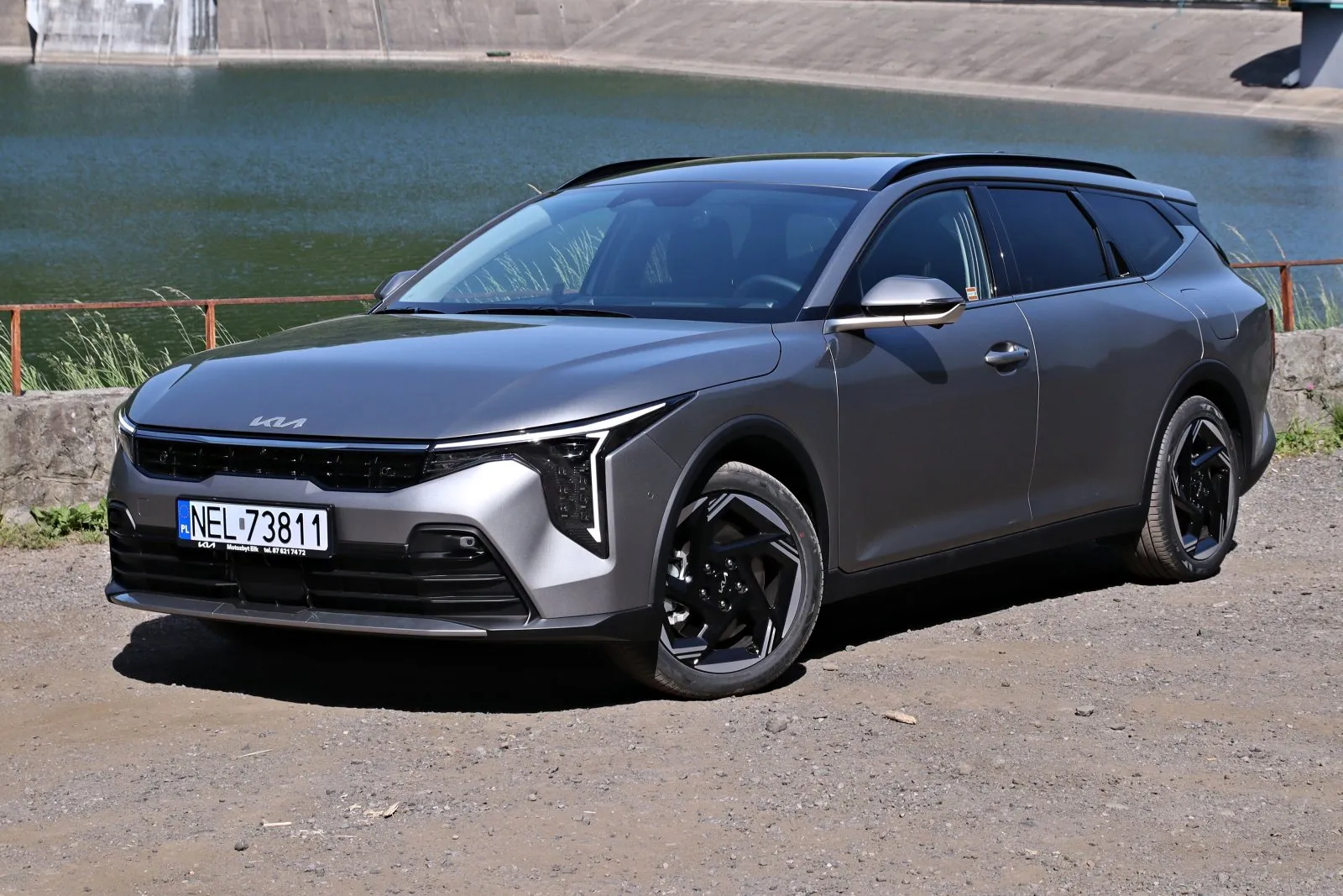 https://cdn-ab.spidersweb.pl/2026/05/kia-k4-kombi-pierwsza-jazda-sylwetka8.jpg