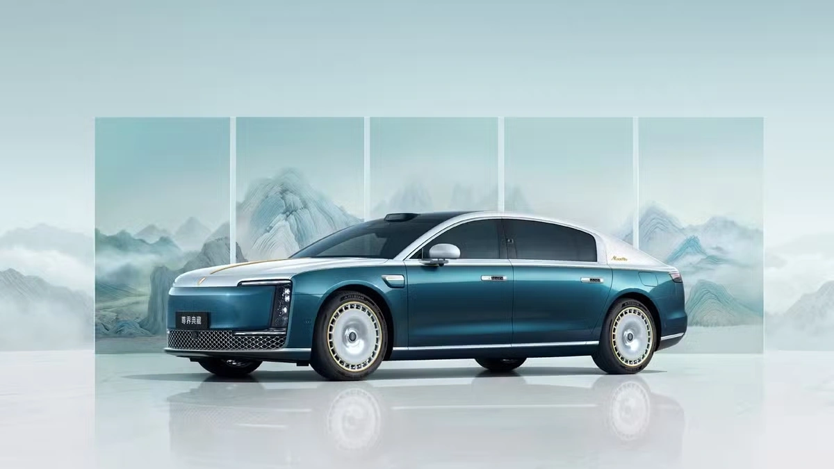 Maybach z Temu powraca. Jest złotem, choć się nie świeci