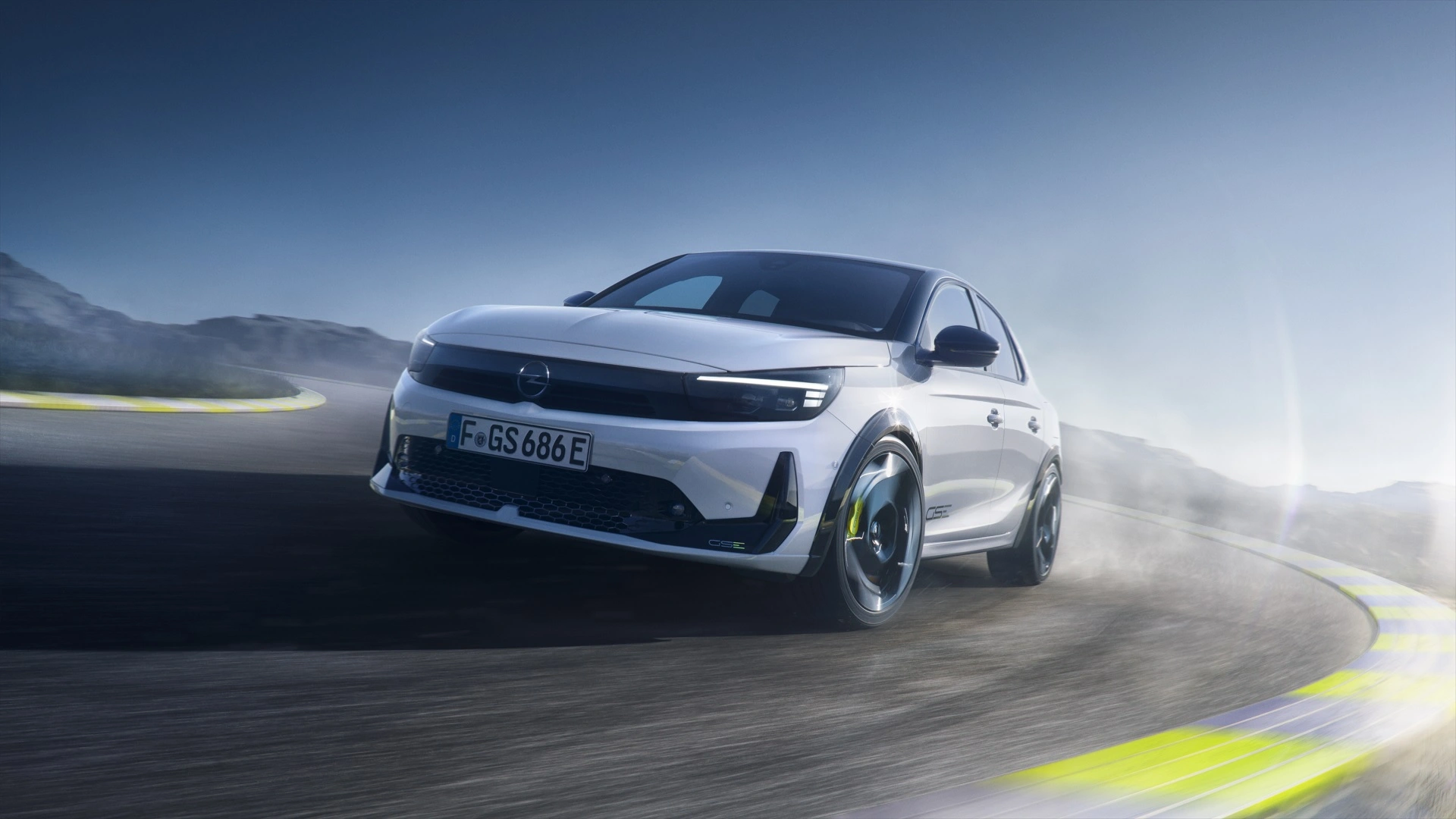 https://cdn-ab.spidersweb.pl/2026/05/opel-corsa-gse-2026-premiera-9.jpg