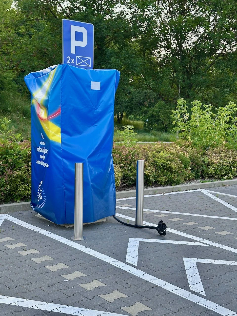 2 lata czekam na ładowarkę. Przestańcie mi opowiadać o rozdawaniu prądu