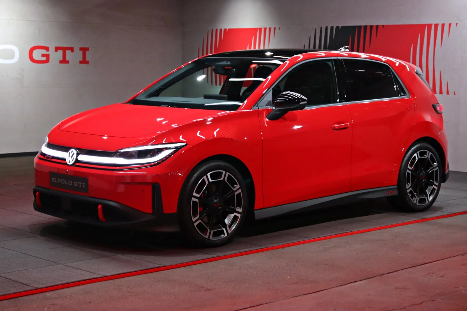 VW ID. Polo GTI - przód 