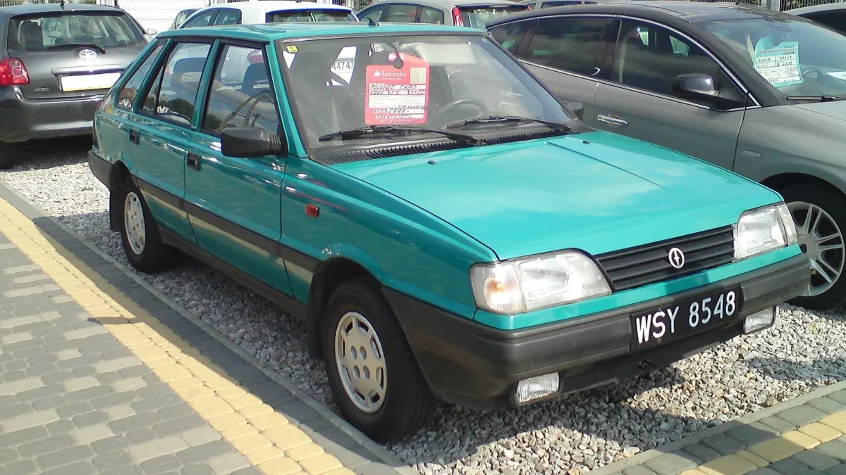 Polonez Caro