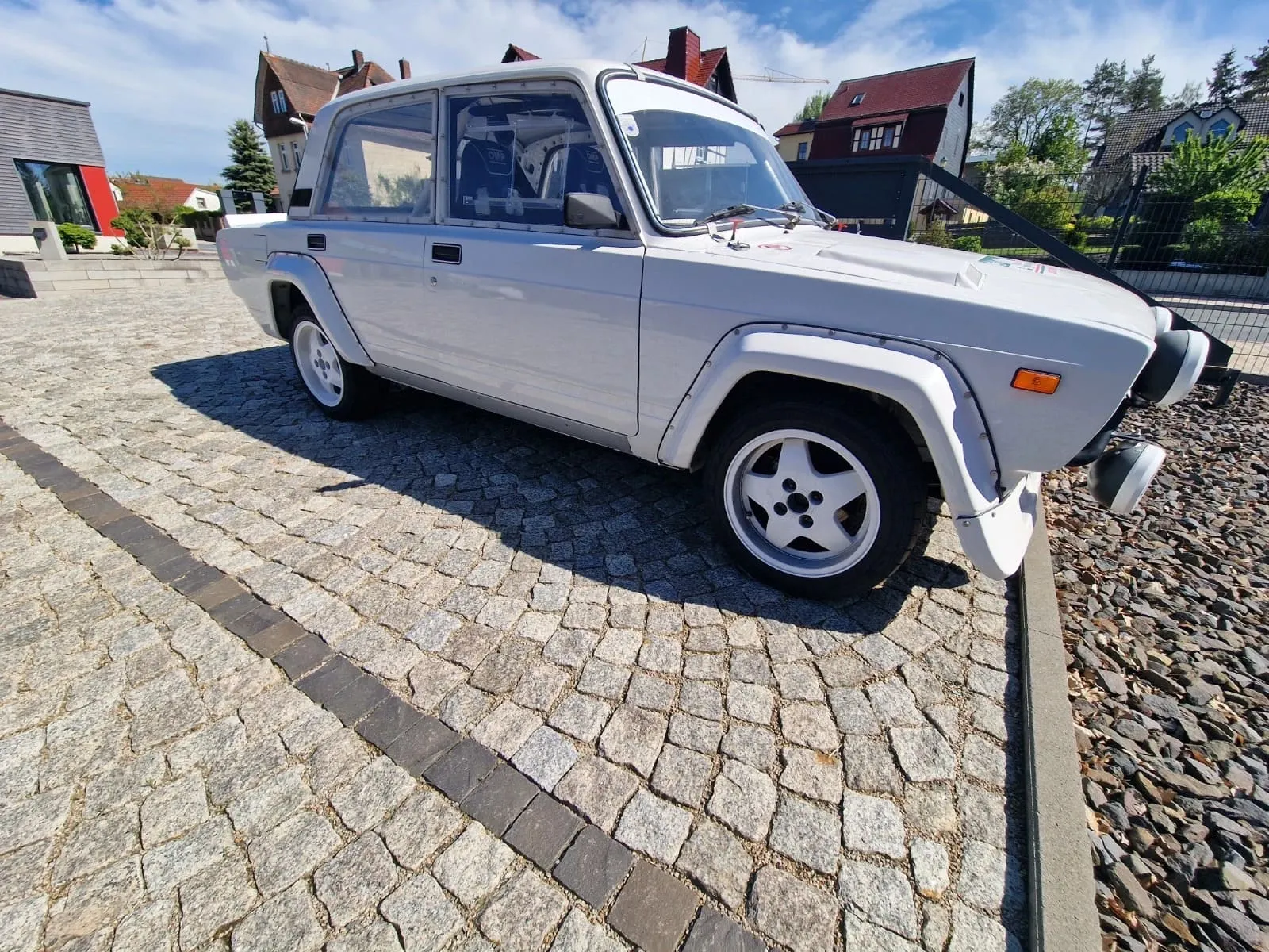 https://cdn-ab.spidersweb.pl/2026/06/lada-2105-vfts-bok.jpg