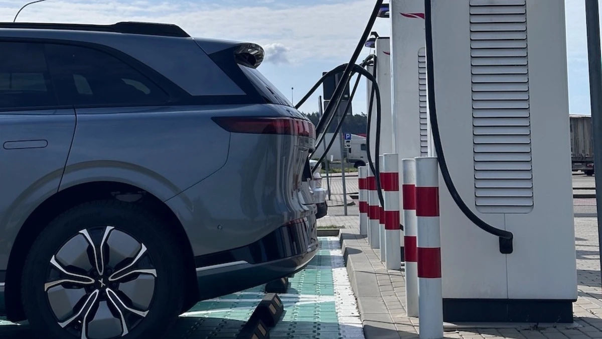 1000 zł rocznie idzie do kosza. Samochody elektryczne faktycznie są dla bogatych