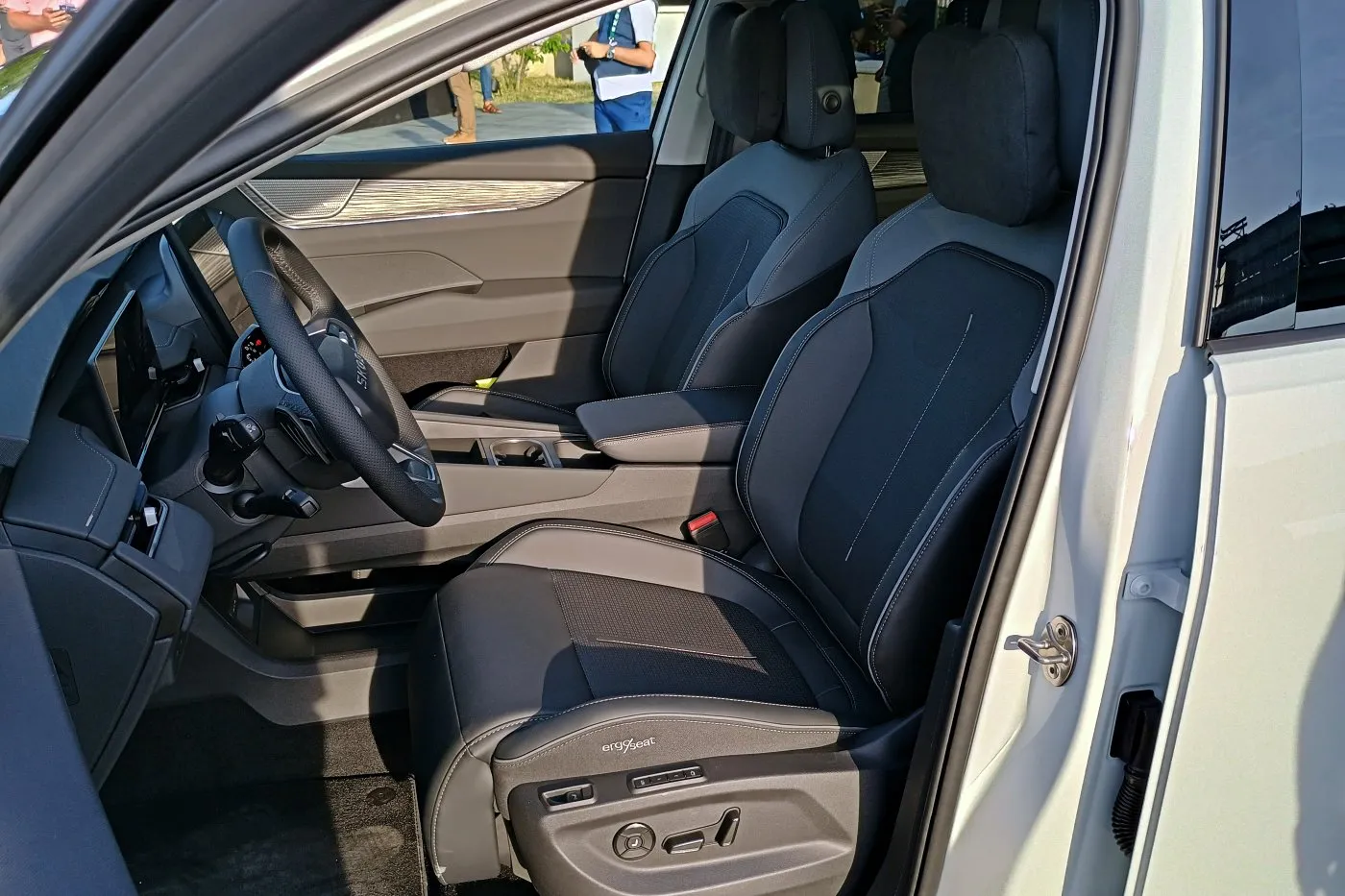 Skoda Peaq - fotele przednie 