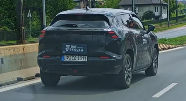 Widziałem zamaskowany prototyp na ulicy. Możesz kupić go w salonie
