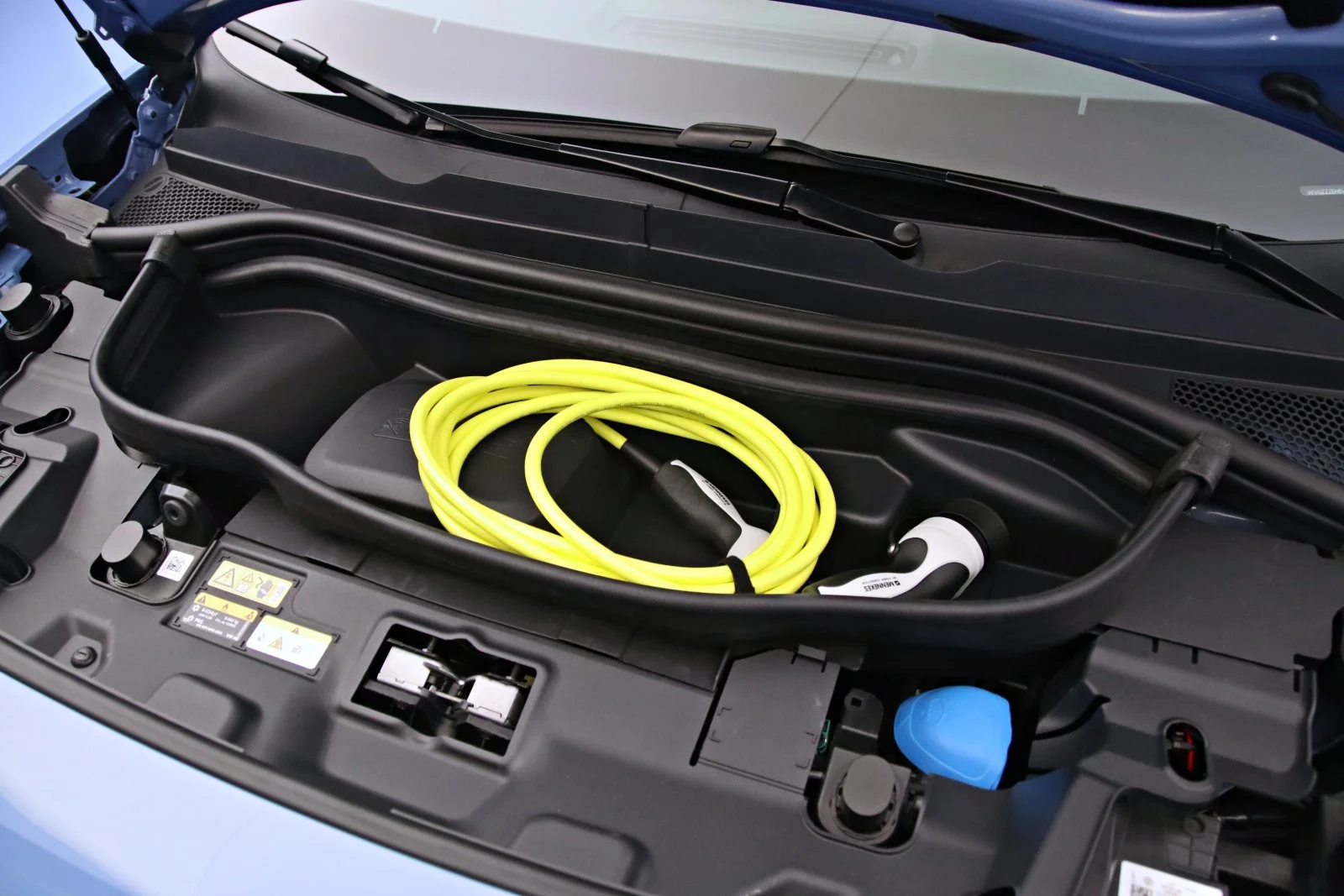 VW ID. Cross - frunk 