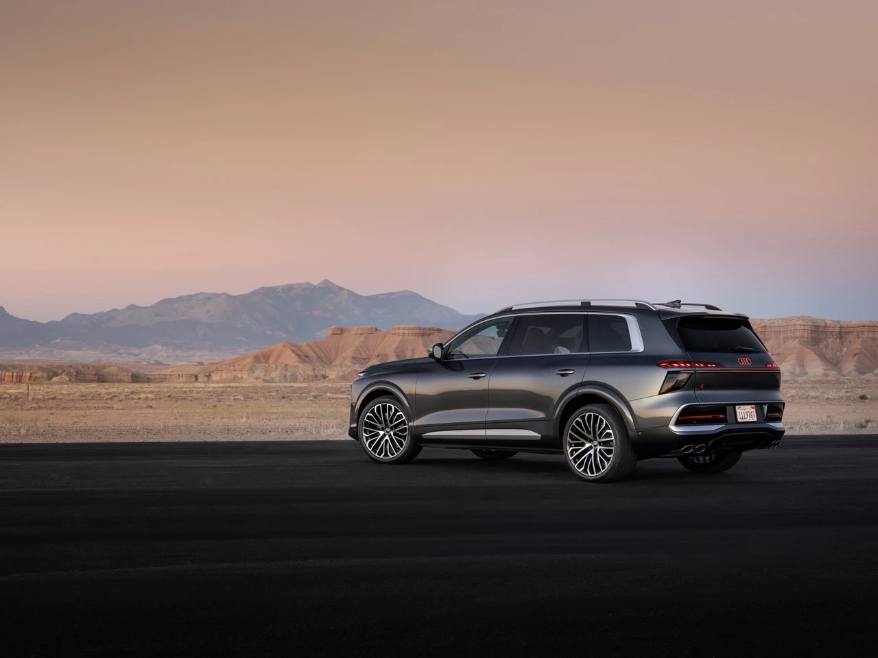 Audi SQ9