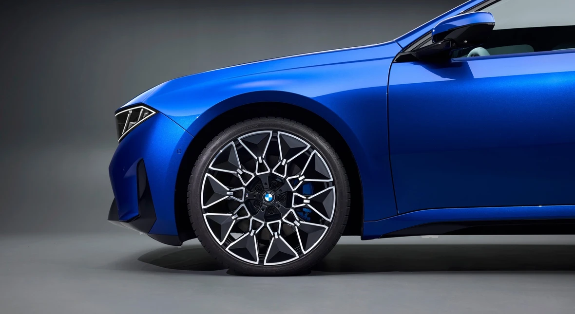Image for Oto najładniejszy tył w mieście. Nowe BMW serii 3 nie bierze jeńców