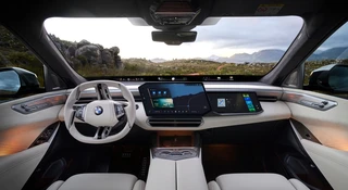 Nowe BMW X5 się nie rozdrabnia. Ten ekran kosztuje 10 tys. zł