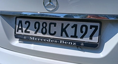 Spotkałem auto z dziwnymi tablicami. A ja wiem od kogo wy są