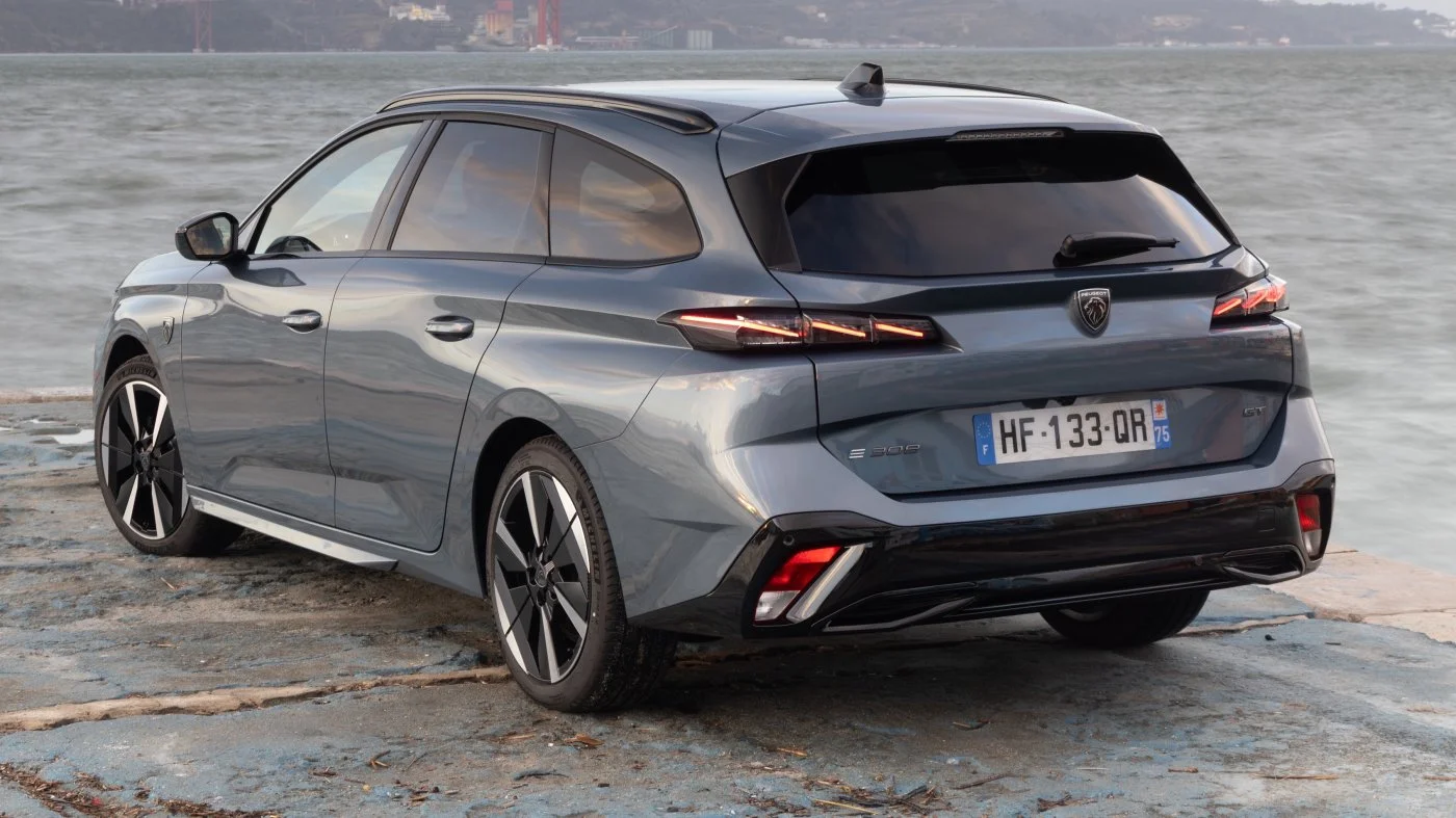 Peugeot E-308 SW 