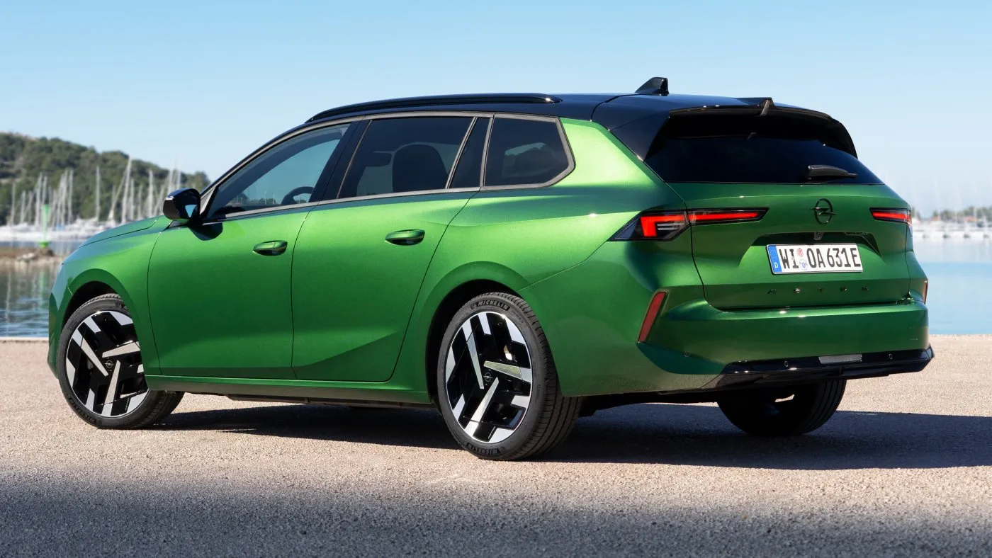Opel Astra Electric Sports Tourer 