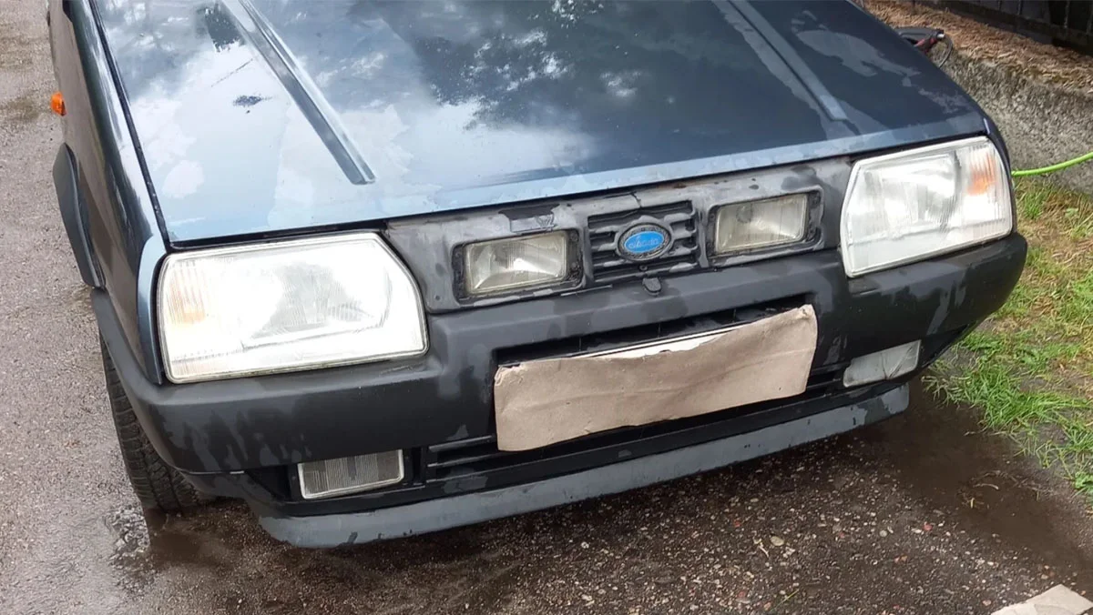 Na sprzedaż całkiem unikatowa Skoda. Przez długi czas gniła na ulicy