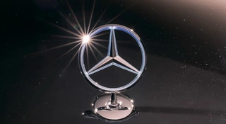 Mercedes zastawił pół salonu w pół roku. I to nie jest ich ostatnie słowo