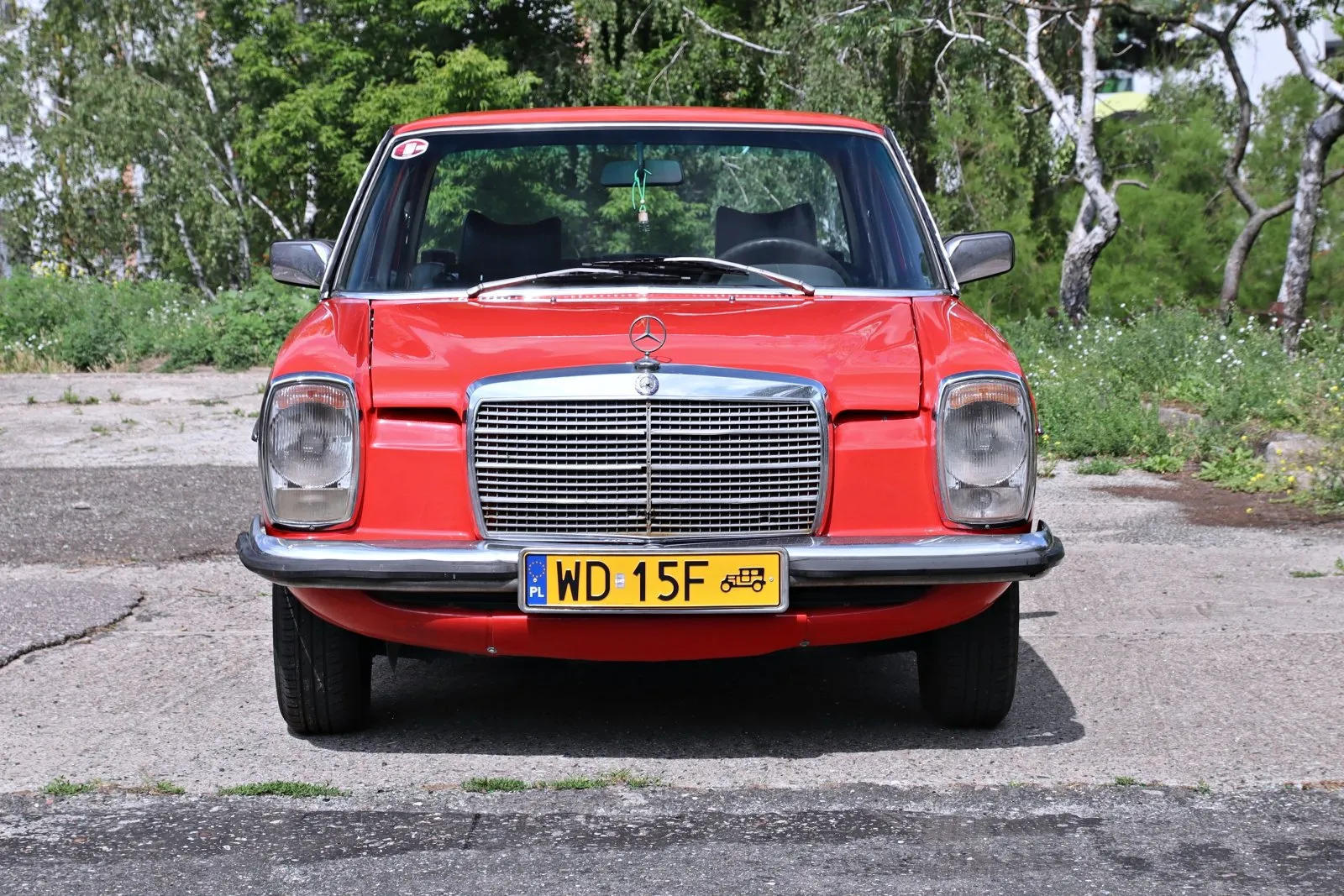 https://cdn-ab.spidersweb.pl/2026/07/mercedes-w115-w214-porownanie-sylwetka1.jpg