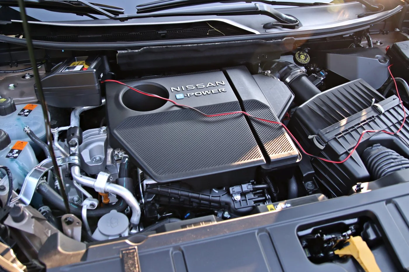 Nissan X-Trail 2026 - silnik 