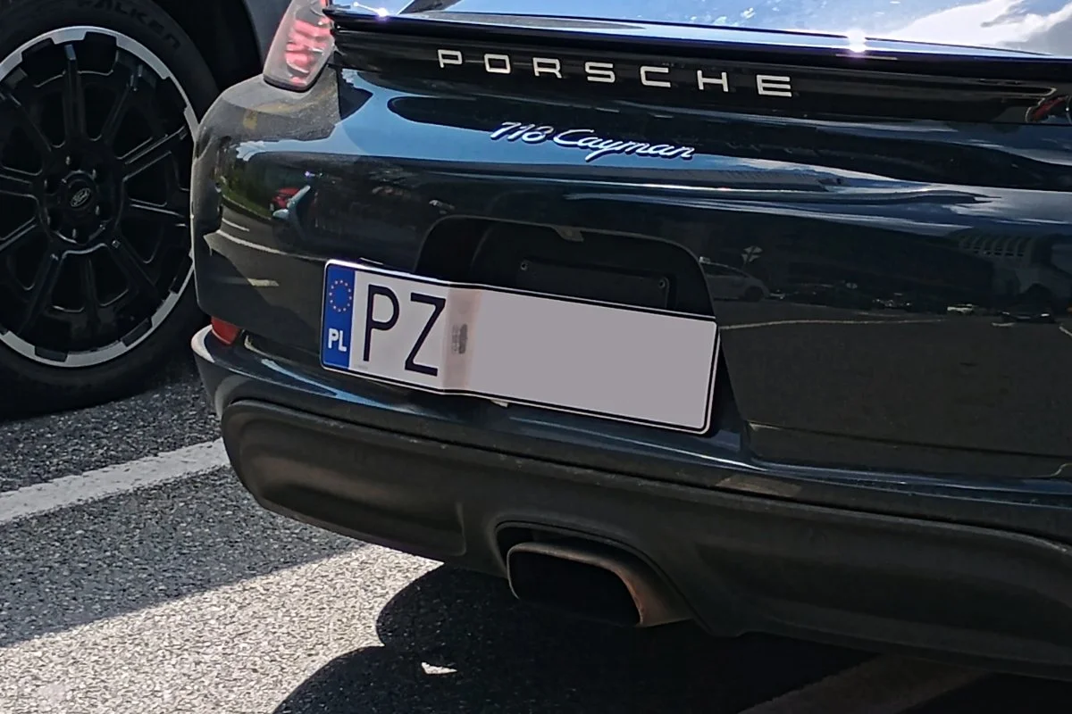 Porsche Cayman 