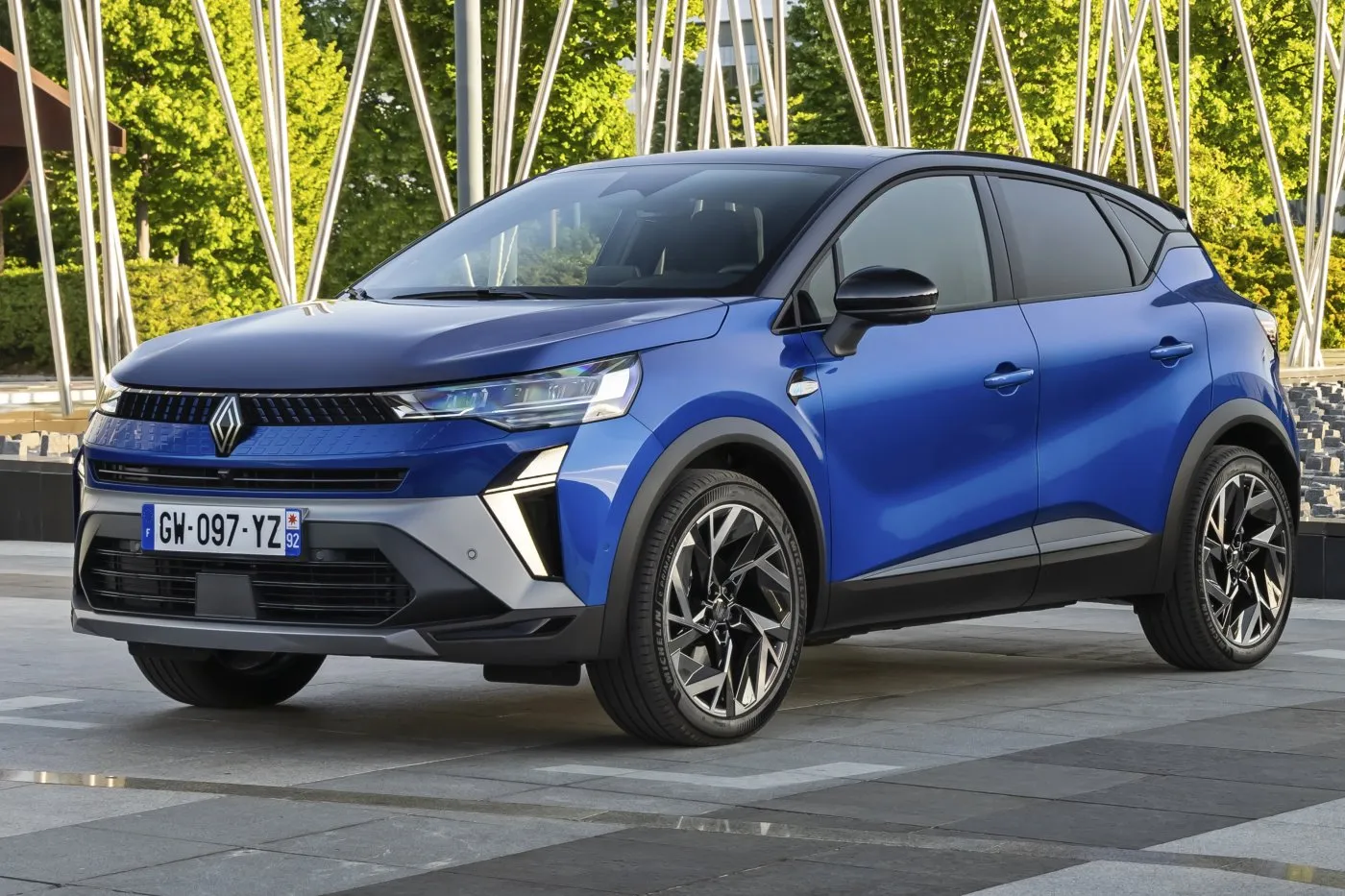 https://cdn-ab.spidersweb.pl/2026/07/renault-captur-2027-co-wiadomo-5.jpg