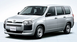 Toyota kończy ze swoim supertanim modelem. Tak umiera prosta motoryzacja