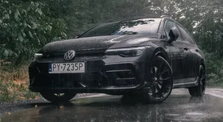 Dosłownie wziąłem go na tapet(ę). Zajrzałem w zagłębie rury Volkswagena Golfa Variant R