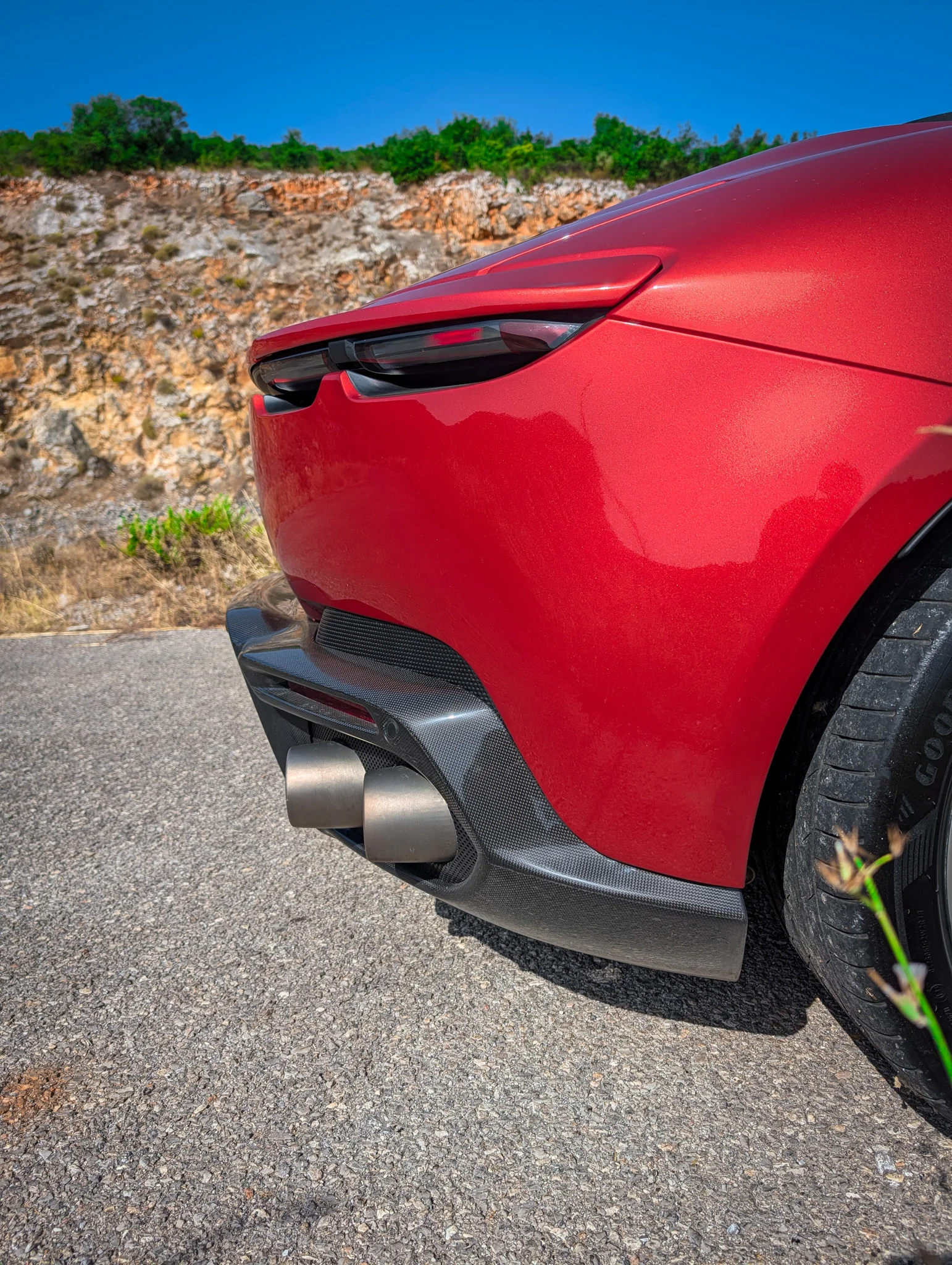 https://cdn-ab.spidersweb.pl/2026/08/Ferrari-amalfi-spider-statyka-9.jpg
