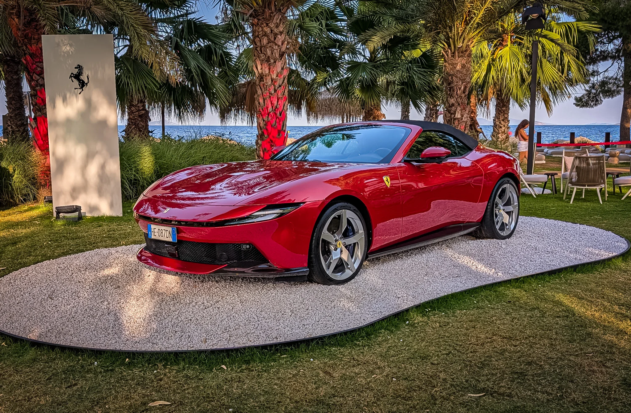 https://cdn-ab.spidersweb.pl/2026/08/Ferrari-amalfi-spider-statyka.jpg