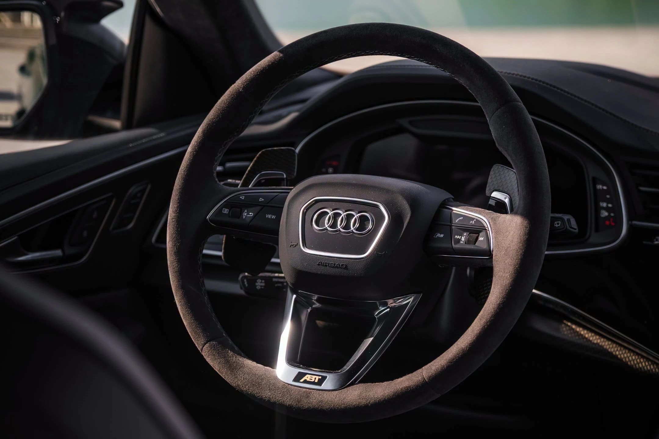 https://cdn-ab.spidersweb.pl/2026/08/abt-rsq8-le-1000-tuning-audi-9.jpeg